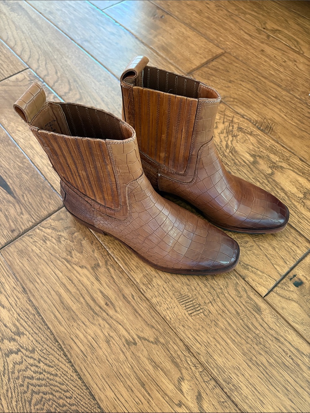 Western Brown Croc-Embossed Leather Ankle Booties
